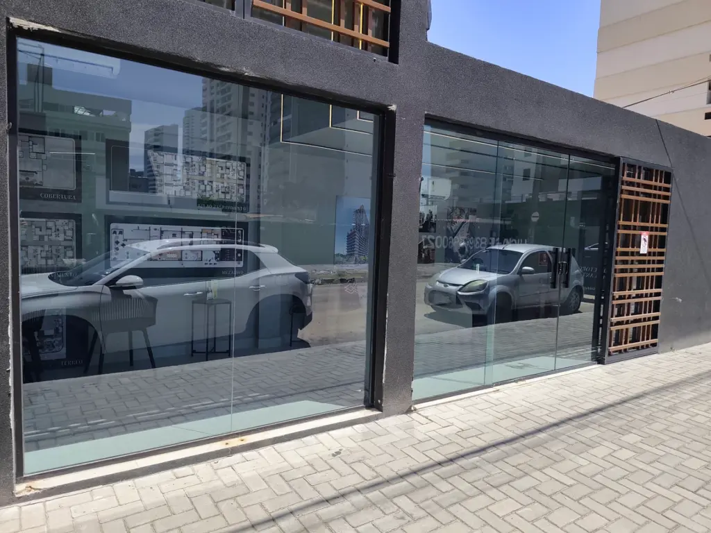 Película transparente térmica — Bairro Manaíra, João pessoa - PB