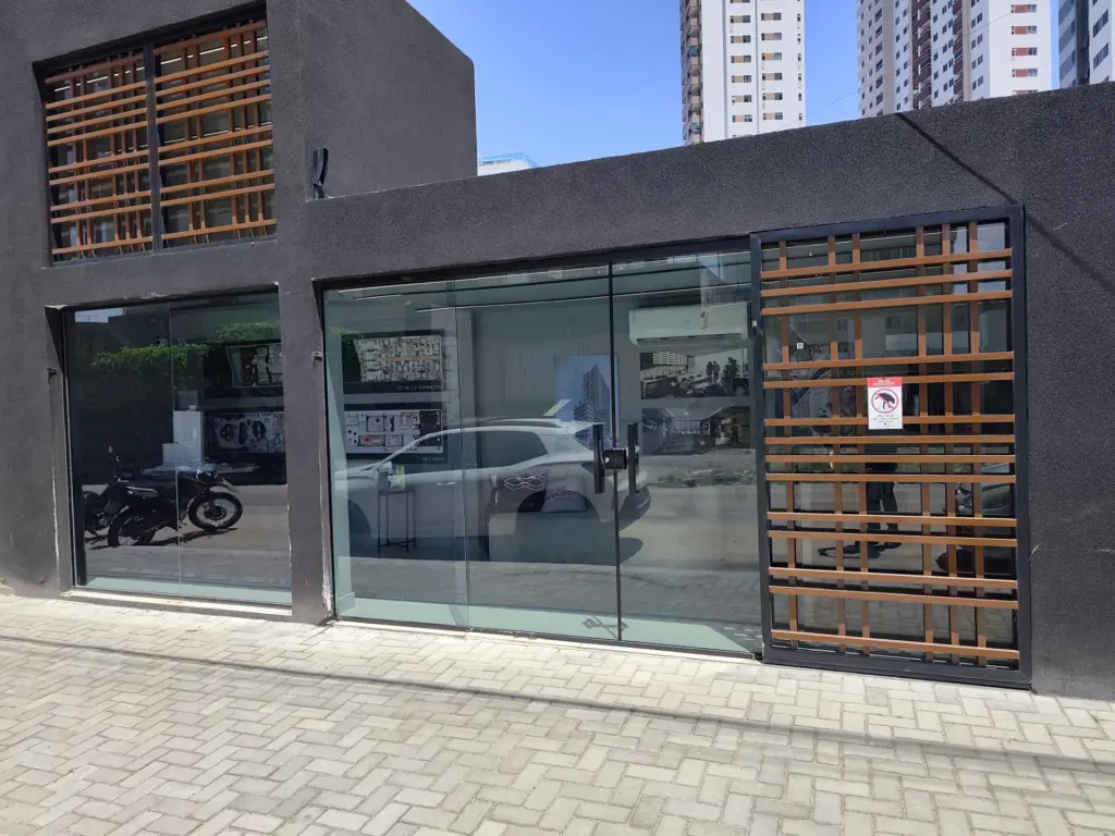 Película transparente térmica — Bairro Manaíra, João pessoa - PB